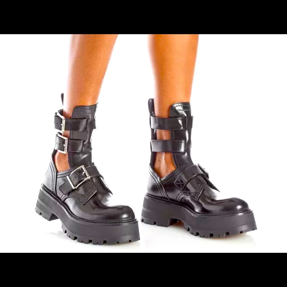 Alexander McQueen Caged combat boot